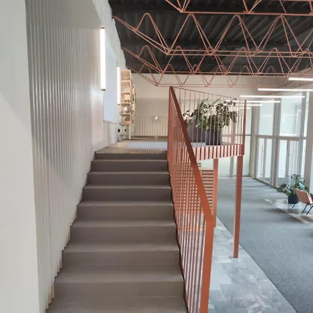 Axiom - Zenith Xv - Netflix, Hbo, Champagne Apartment Košice