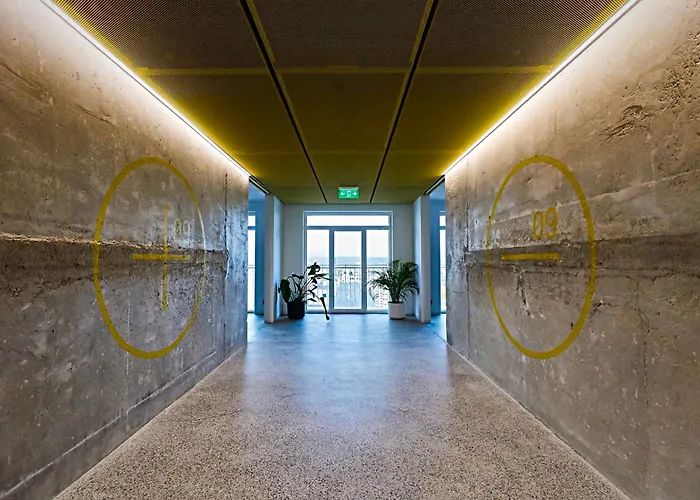 Axiom - Zenith Xv - Netflix, Hbo, Champagne Apartmán *